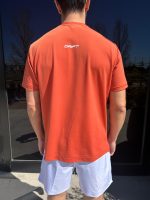 Remera técnica D·Pro Series Ocre SS26