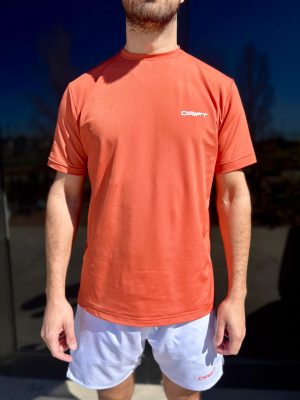 Remera técnica D·Pro Series Ocre SS26